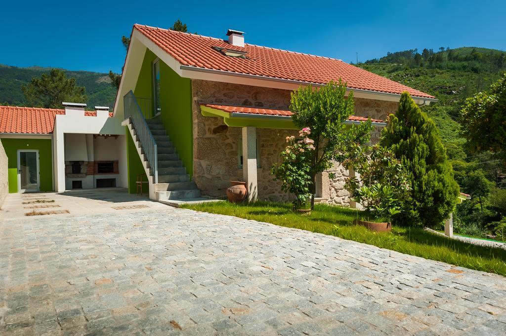 Casa Da Ribeira Do Cirio Guest House เซยา ภายนอก รูปภาพ